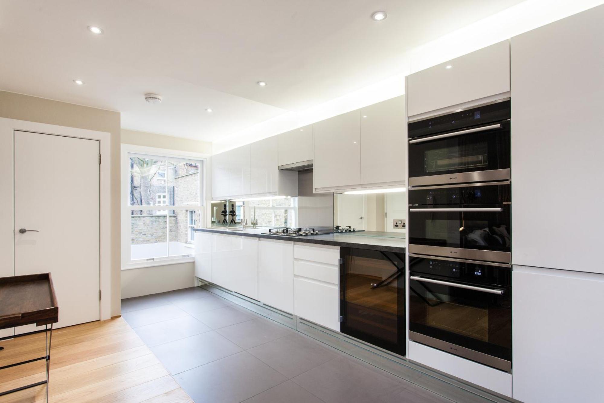 The Harrington - Gloucester Road - 3 Harrington Gardens Лондон Екстериор снимка